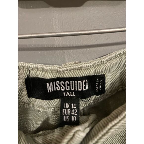 Missguided Women's Tall Riot High Waisted Raw Hem Mom Jeans Sand Size 10 - Picture 3 of 4